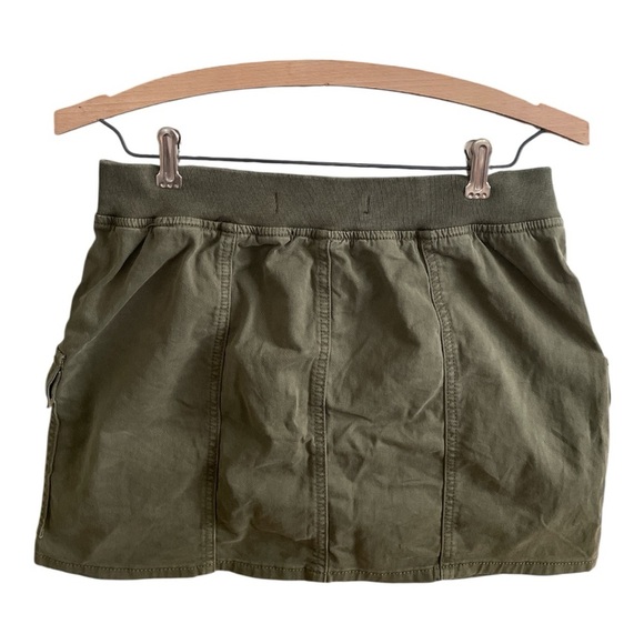 NWT Sanctuaty Semi High Rise Min Skirt in Burnt Olive - Picture 3 of 5